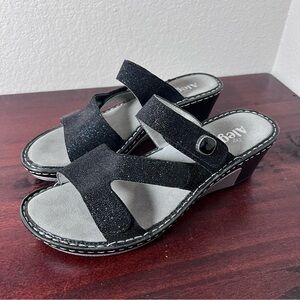 Alegria Women's Sparkling Black Sandals